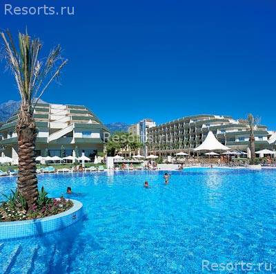 Queens Park Resort 13